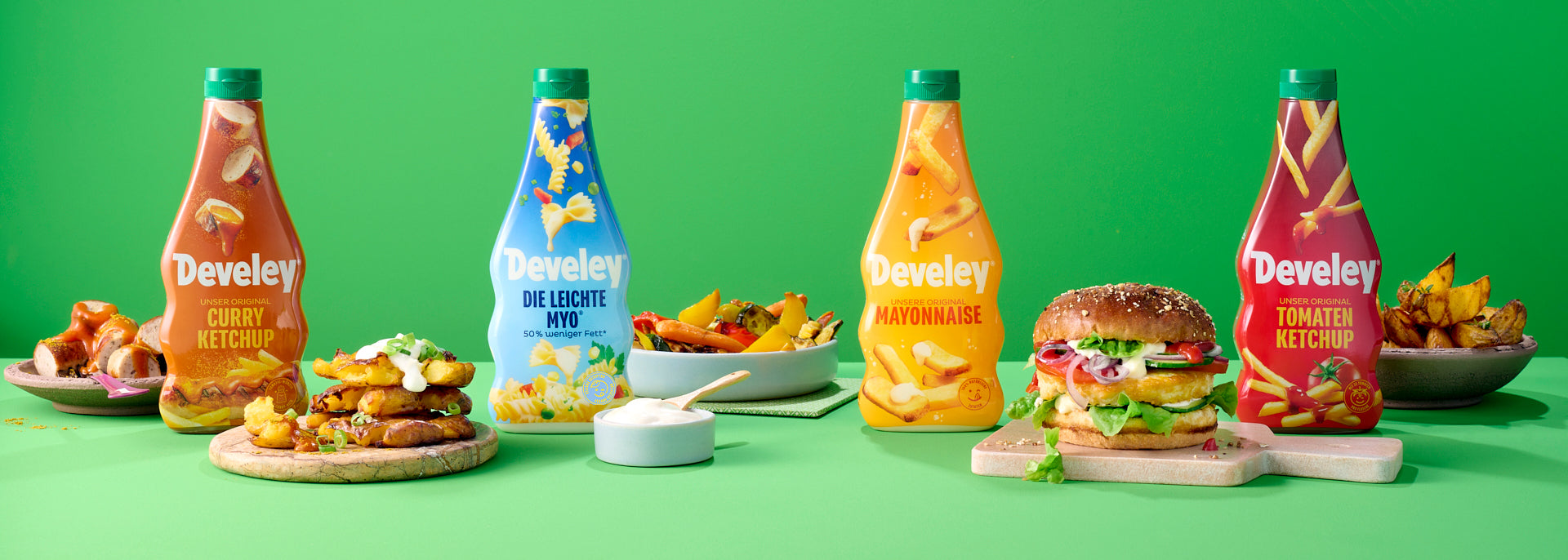 Develey Ketchup und Mayonnaise in der 500 ml Wellenflasche mit Pommes, Currywurst und Burger