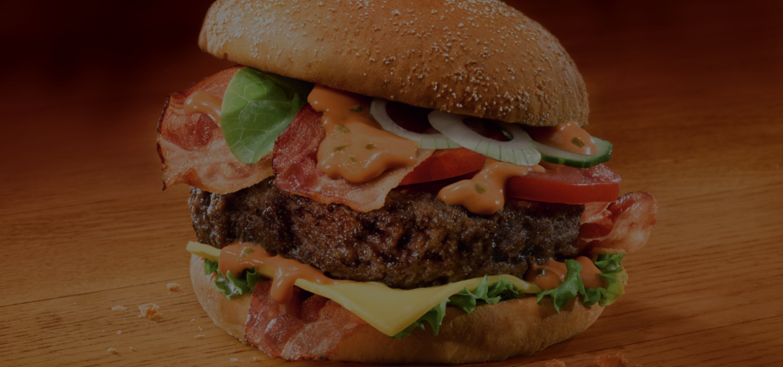 Hamburger als Rezeptvorschlag für die Spicy Burger Sauce