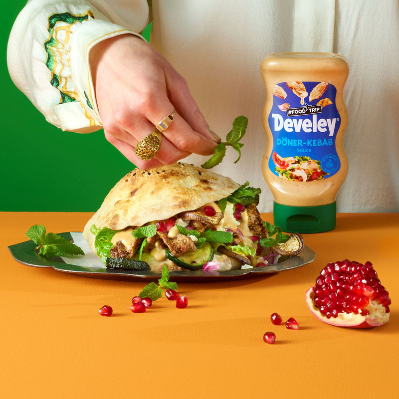 Kalbs-Kebap-Sandwiches mit Grillgemüse und viel Minze